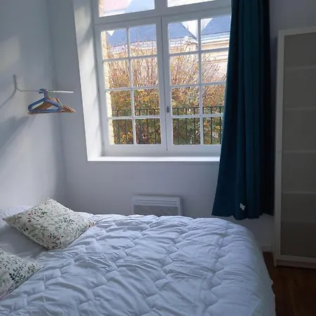 Le Fayolle - Lumineux 2 Pieces En Centre-ville דירה דייפ